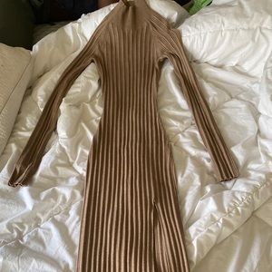 Aritzia Alchemy Bodycon dress
